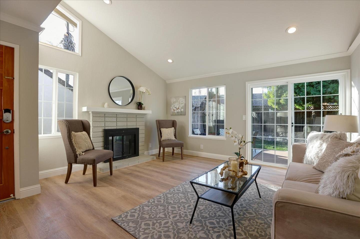 5286 Garrison Circle San Jose, CA 95123 - Photo 5 of 35