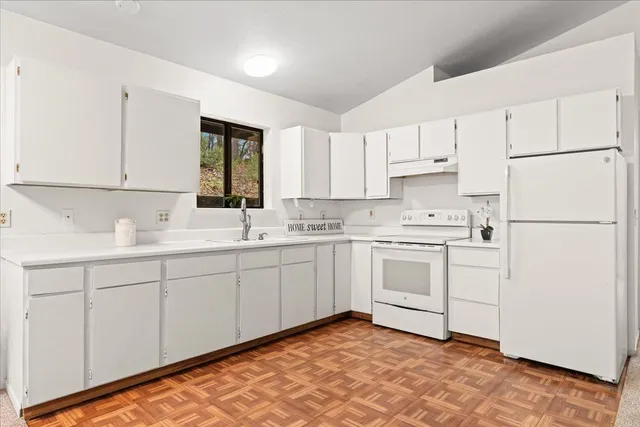 $579,000 | 15397 Flying Cloud Drive, Grass Valley, CA 95945