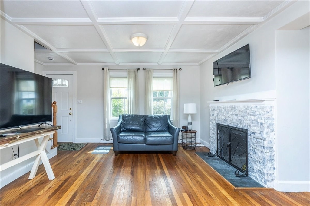47 Cherry Street Newton, MA 02465 - Photo 11 of 41