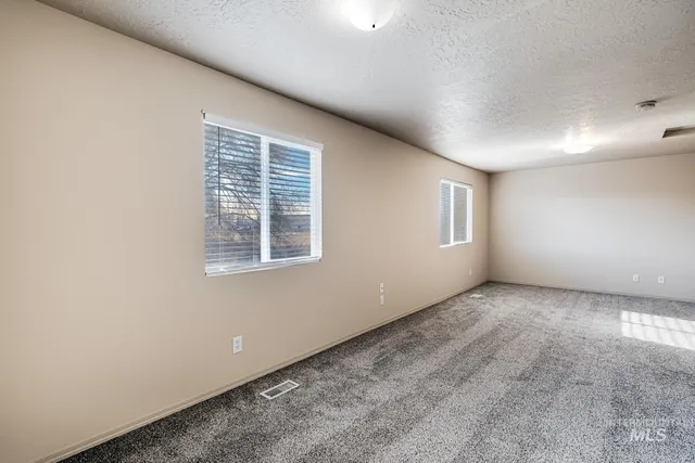 $290,000 | 2829 Cougar, Nampa, ID 83687