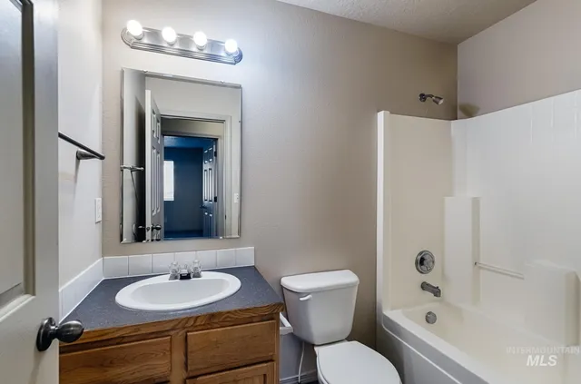 $290,000 | 2829 Cougar, Nampa, ID 83687