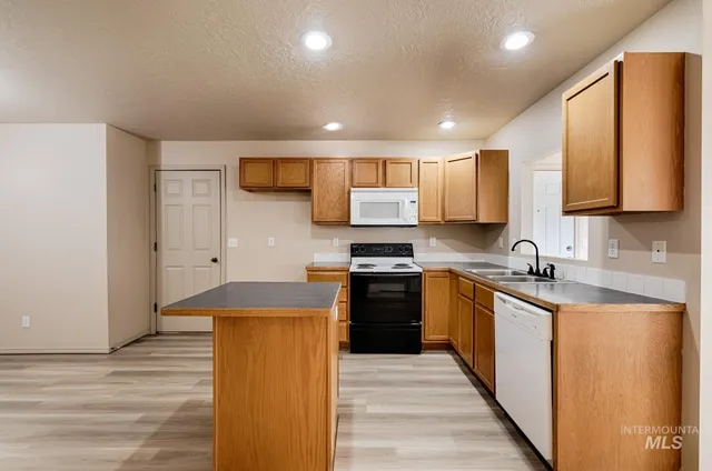 $290,000 | 2829 Cougar, Nampa, ID 83687