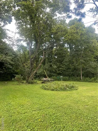 $600,000 | 221 Oaklawn Road, Glen Carbon, IL 62034