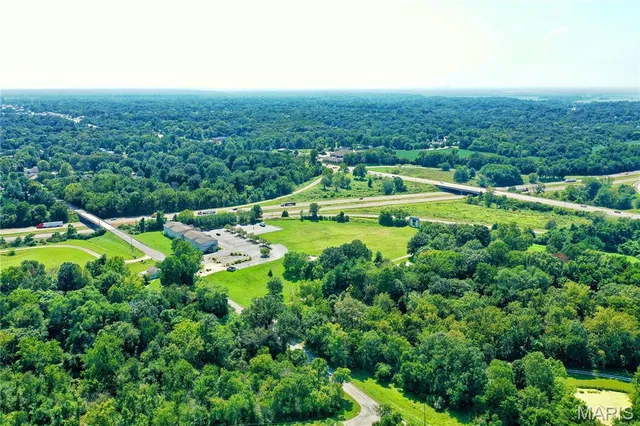 $647,500 | 221 Oaklawn Road, Glen Carbon, IL 62034