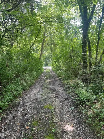 $647,500 | 221 Oaklawn Road, Glen Carbon, IL 62034