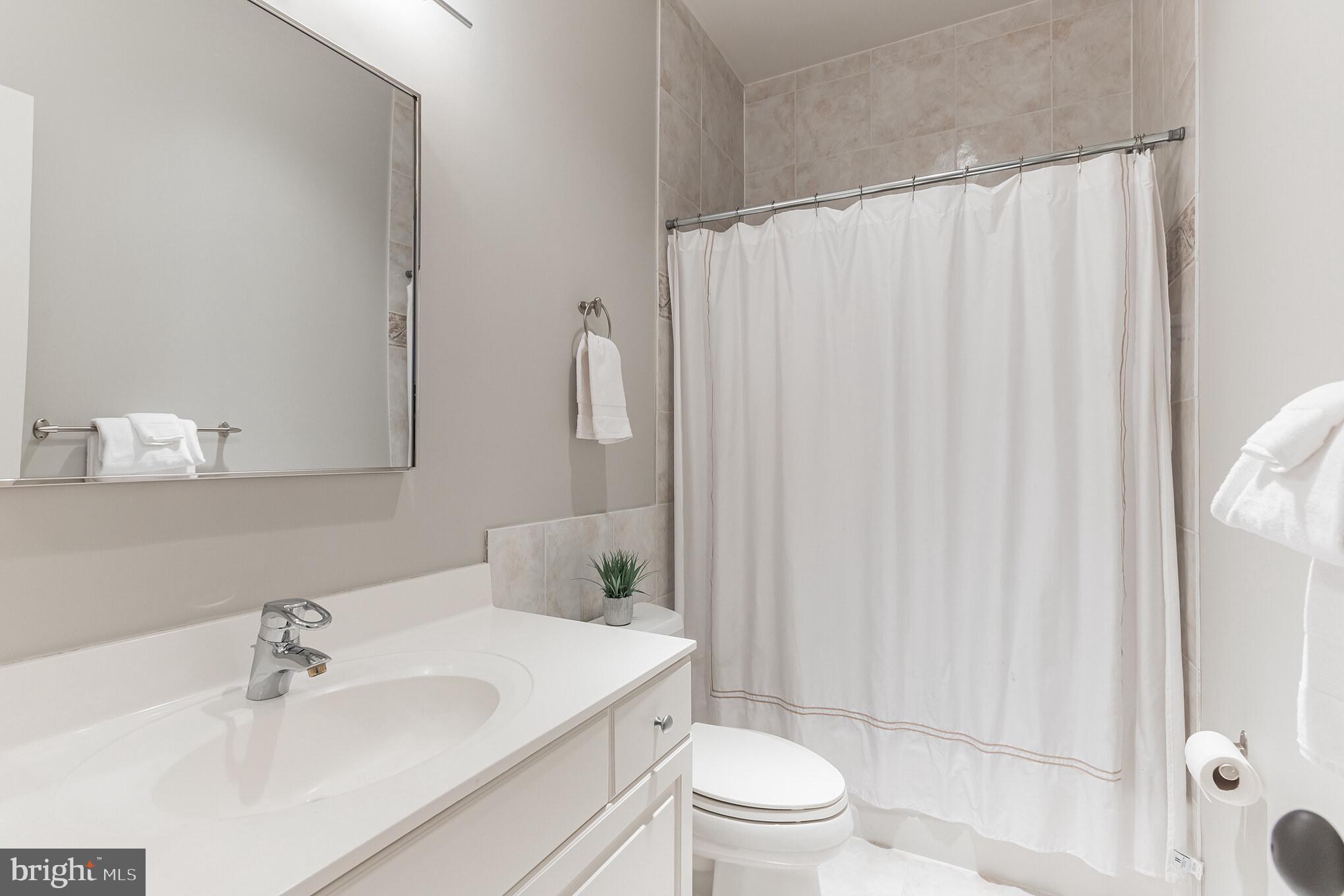 1802 Solitaire Lane McLean, VA 22101 - Photo 45 of 82