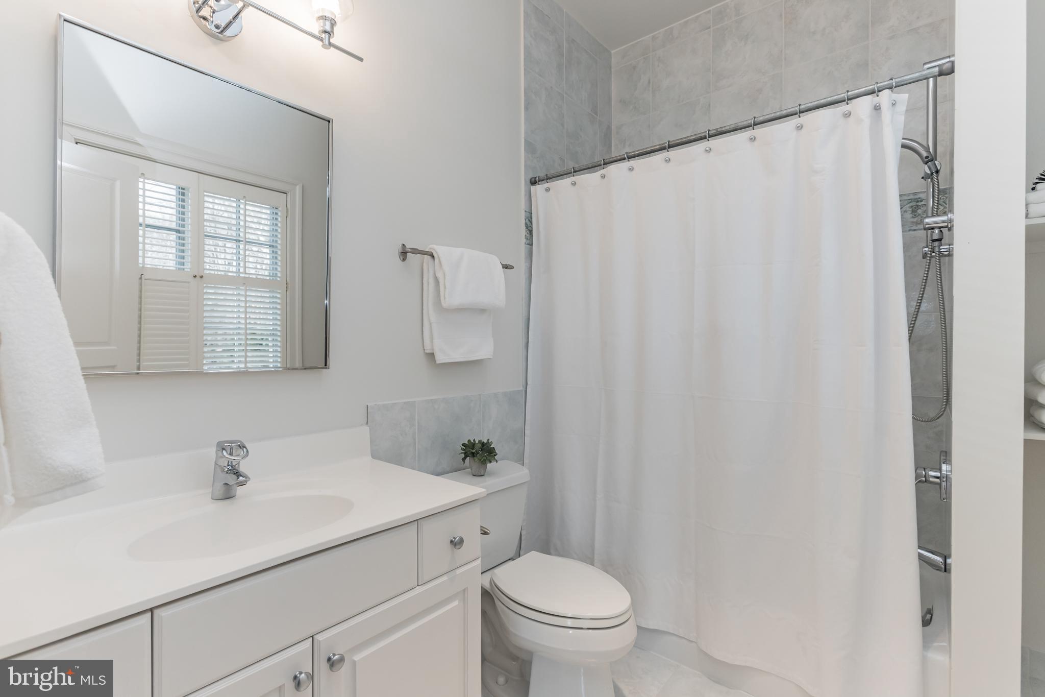 1802 Solitaire Lane McLean, VA 22101 - Photo 50 of 82