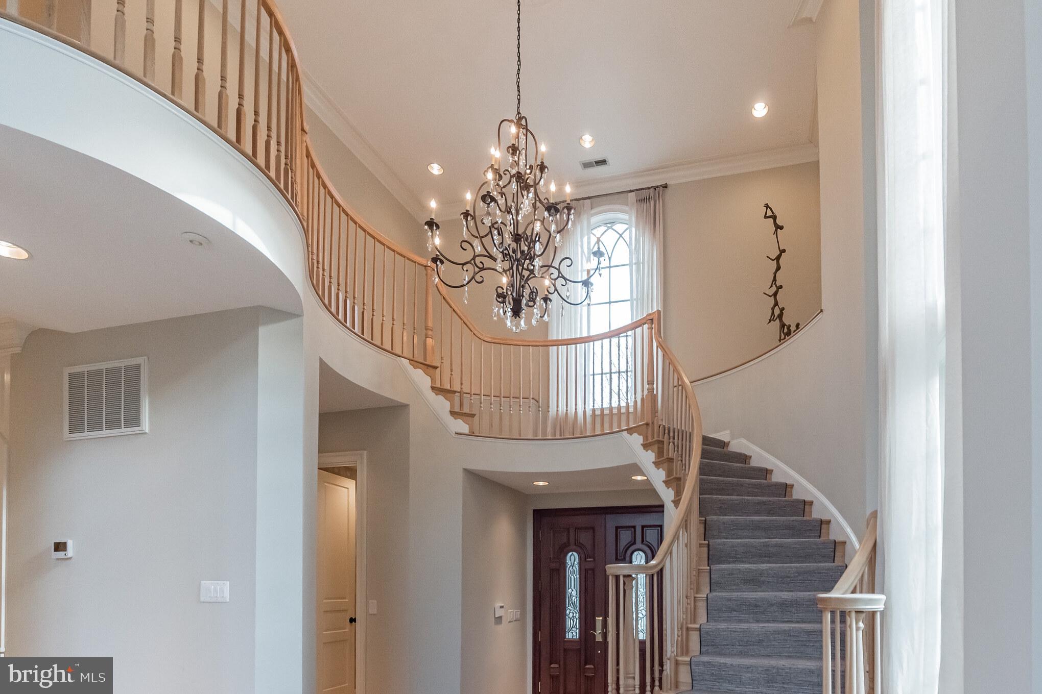 1802 Solitaire Lane McLean, VA 22101 - Photo 5 of 82
