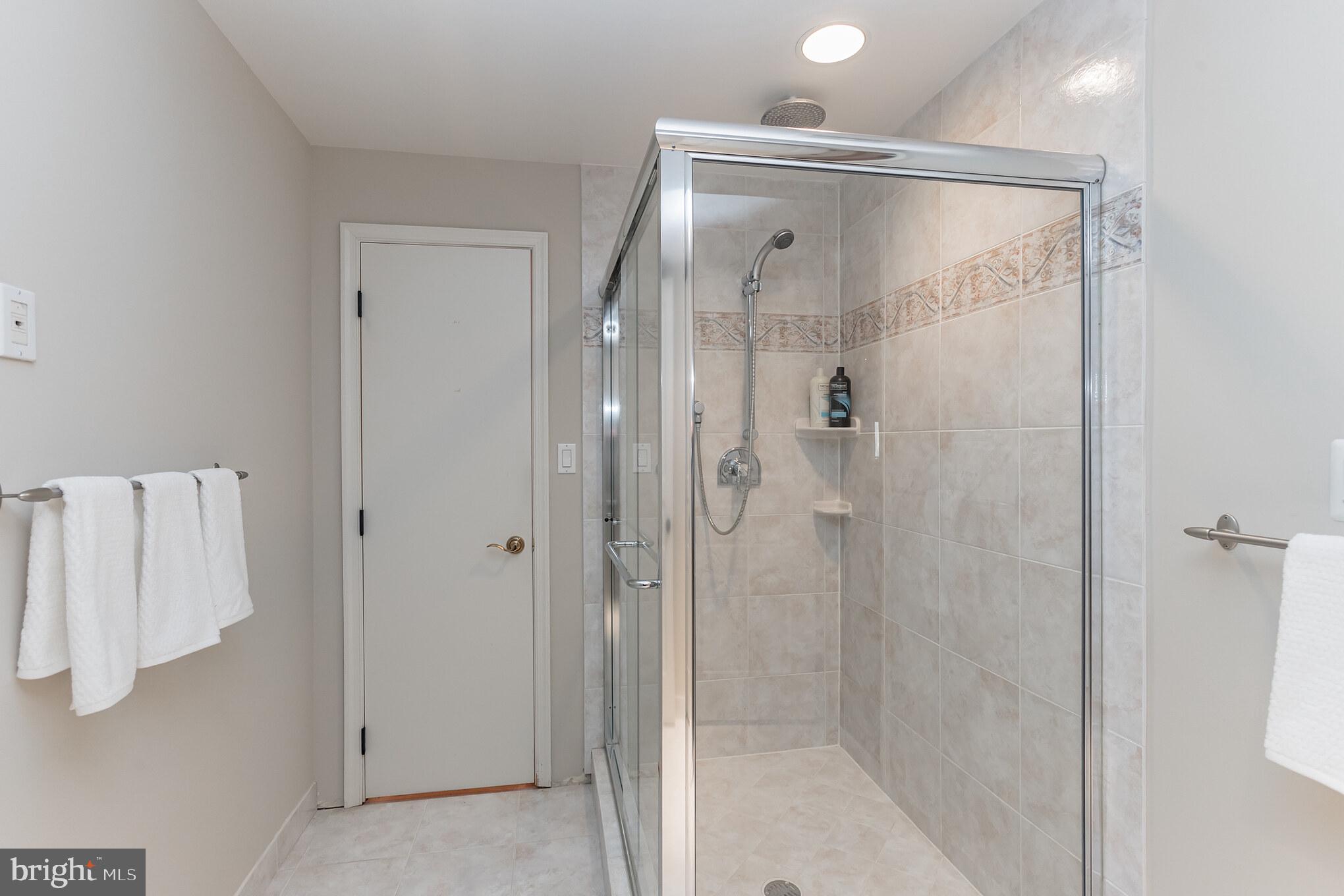 1802 Solitaire Lane McLean, VA 22101 - Photo 57 of 82