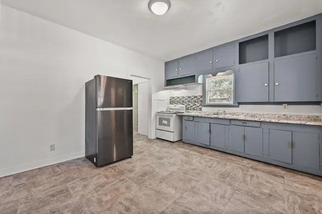 $172,000 | 513 San Marcos Highway, Luling, TX 78648