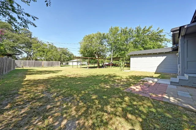 $172,000 | 513 San Marcos Highway, Luling, TX 78648