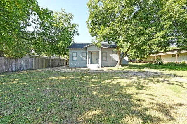 $172,000 | 513 San Marcos Highway, Luling, TX 78648