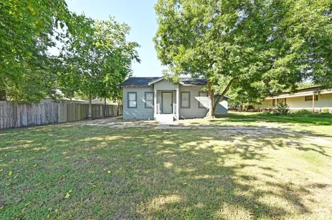 $155,000 | 513 San Marcos Highway, Luling, TX 78648