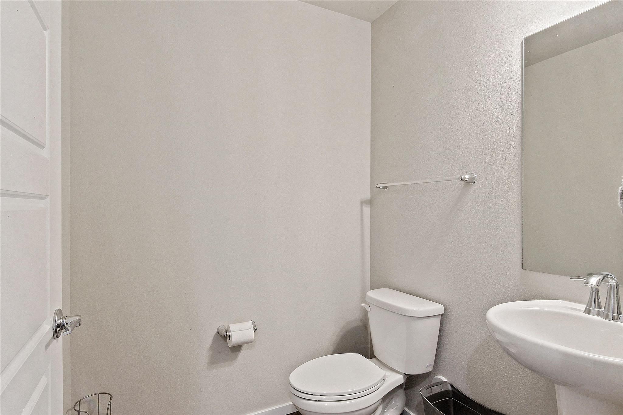 1119 East Silver Pine Road Colbert, WA 99005 - Photo 5 of 21 Gallery Image 5