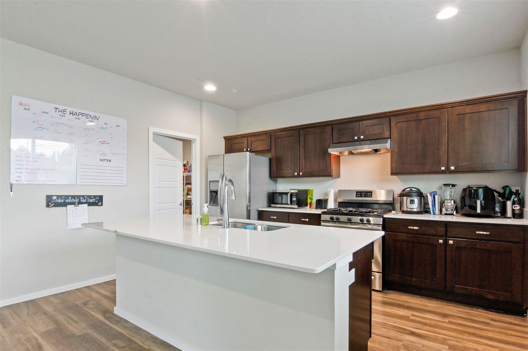 1119 East Silver Pine Road Colbert, WA 99005 - Photo 9 of 21 Gallery Image 9