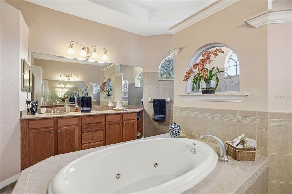 11033 Baywind Court Weeki Wachee, FL 34613 - Photo 9 of 73