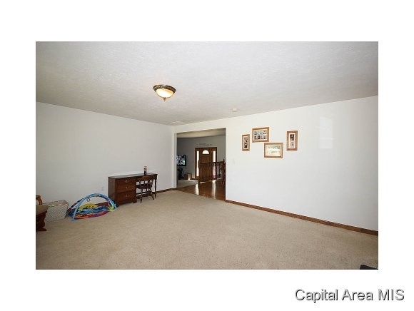 8404 Cardinal Hill Road Rochester, IL 62563 - Photo 2 of 23