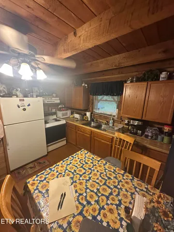 $224,999 | 487 Straight Branch Road, Speedwell, TN 37870