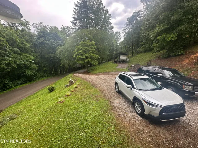 $224,999 | 487 Straight Branch Road, Speedwell, TN 37870