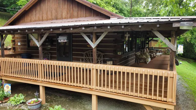 $224,999 | 487 Straight Branch Road, Speedwell, TN 37870