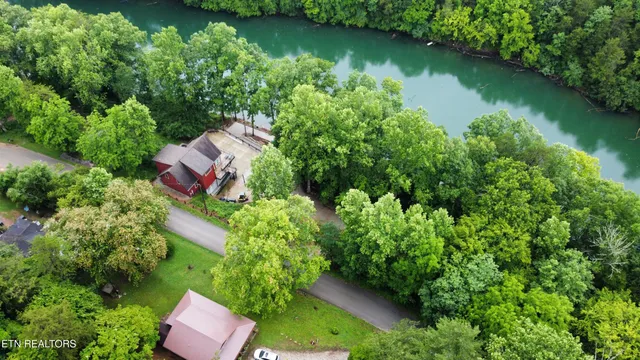 $224,999 | 487 Straight Branch Road, Speedwell, TN 37870