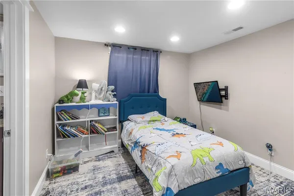 $199,900 | 412 East Kathleen Street, Sikeston, MO 63801