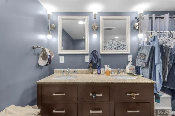 $199,900 | 412 East Kathleen Street, Sikeston, MO 63801