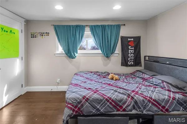 $199,900 | 412 East Kathleen Street, Sikeston, MO 63801