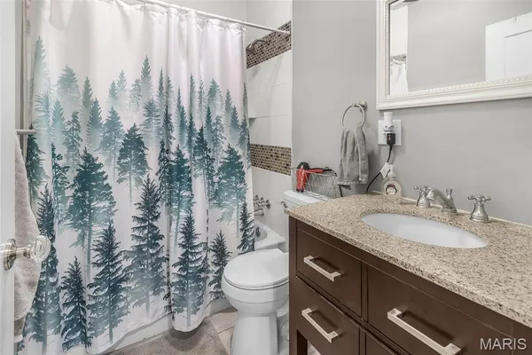 $199,900 | 412 East Kathleen Street, Sikeston, MO 63801