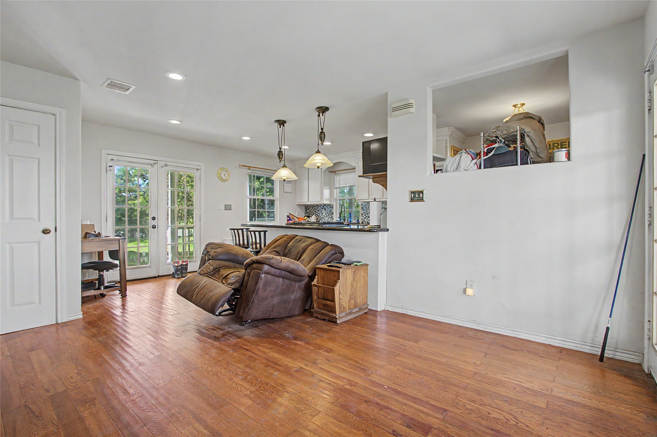 4201 Lawrence Road Baytown, TX 77523 - Photo 4 of 35