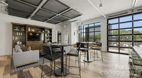 $1,452 | 2314 Berryhill Road, Unit 1M, Charlotte, NC 28208