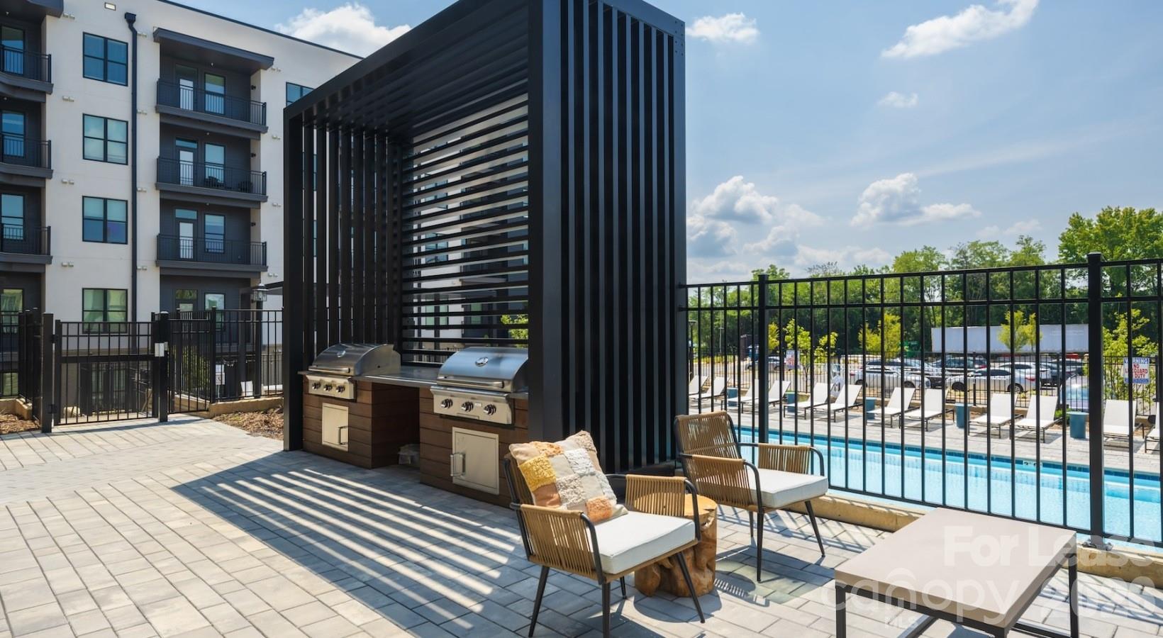 2314 Berryhill Road, Unit 1M Charlotte, NC 28208 - Photo 2 of 31