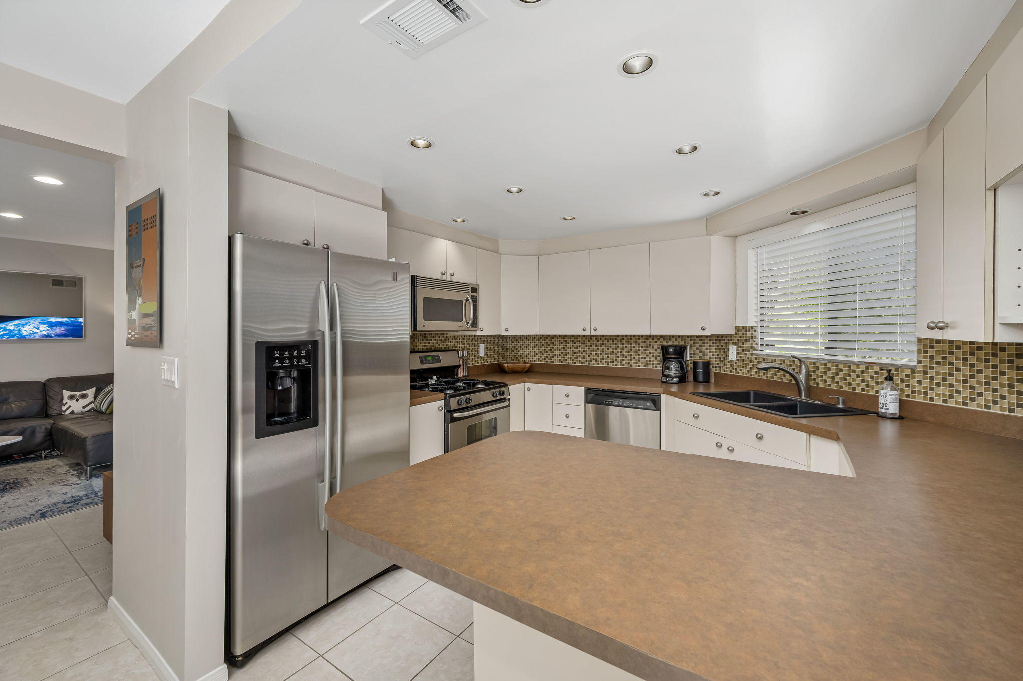 3155 Ramon Road, Unit 801 Palm Springs, CA 92264 - Photo 8 of 19 11-web-or-mls-NC801Ramon0421_011
