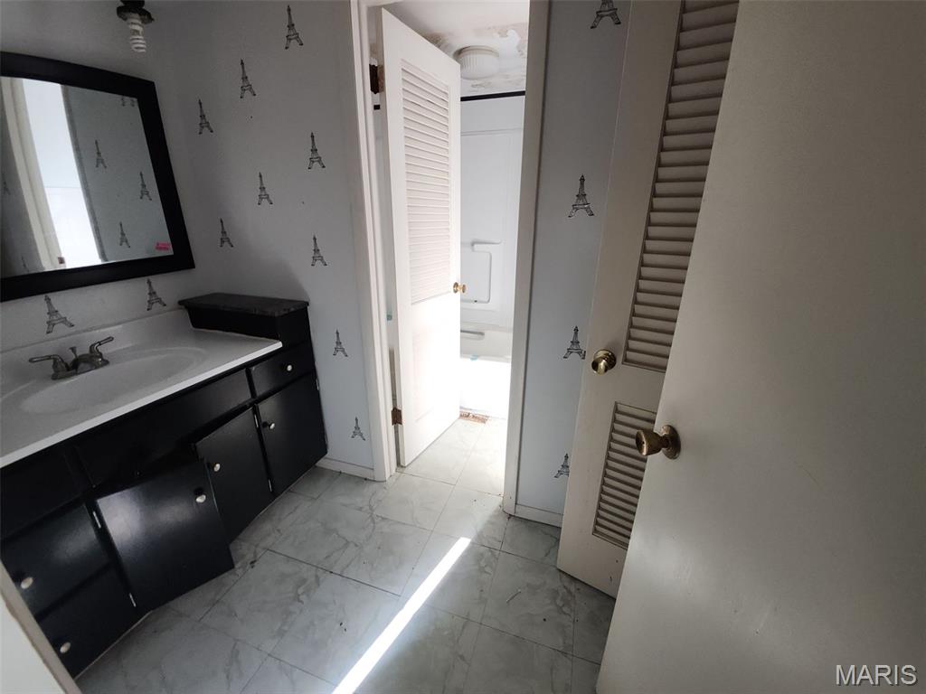 2237 Roblee Avenue Murphysboro, IL 62966 - Photo 11 of 20