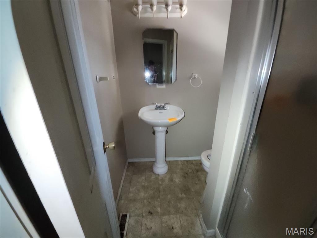 2237 Roblee Avenue Murphysboro, IL 62966 - Photo 8 of 20