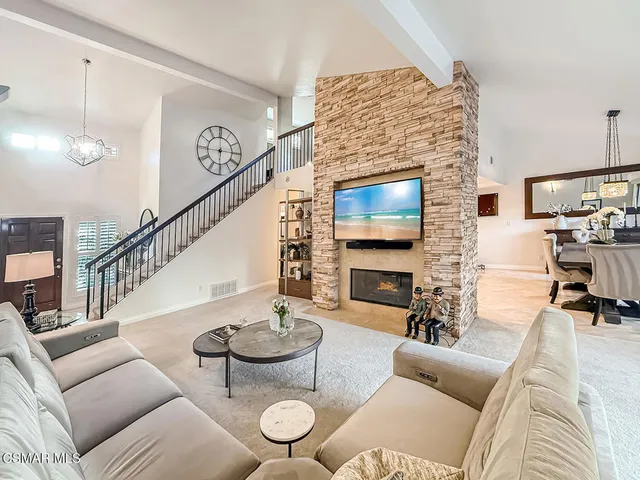 $995,000 | 173 Pebble Beach Drive, Newbury Park, CA 91320