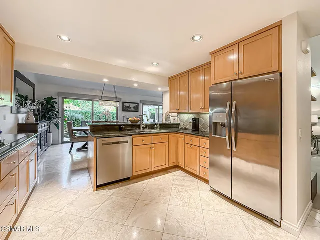 $995,000 | 173 Pebble Beach Drive, Newbury Park, CA 91320