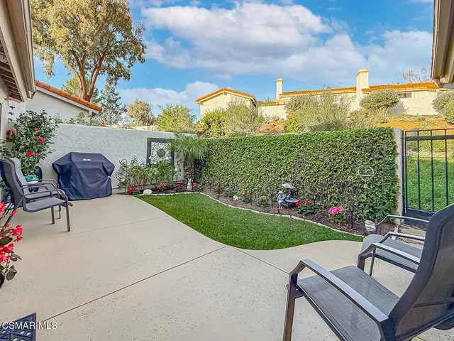 $995,000 | 173 Pebble Beach Drive, Newbury Park, CA 91320