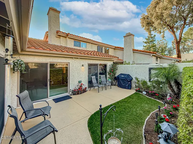 $995,000 | 173 Pebble Beach Drive, Newbury Park, CA 91320