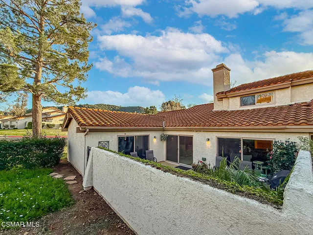 $995,000 | 173 Pebble Beach Drive, Newbury Park, CA 91320