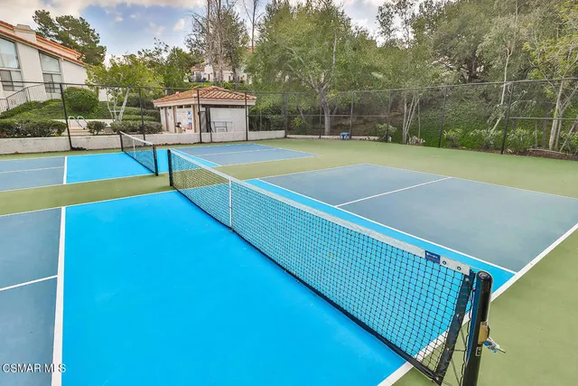 $995,000 | 173 Pebble Beach Drive, Newbury Park, CA 91320