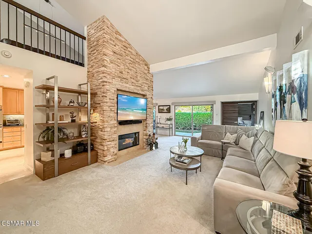 $995,000 | 173 Pebble Beach Drive, Newbury Park, CA 91320