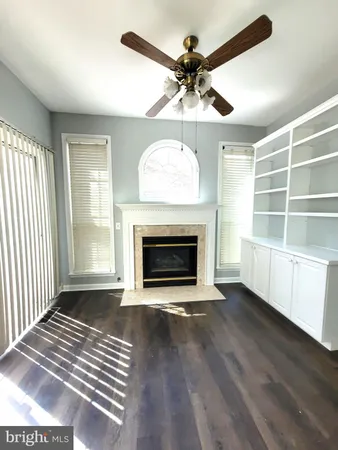 $3,450 | 6012 Ricketts Walk, Alexandria, VA 22312