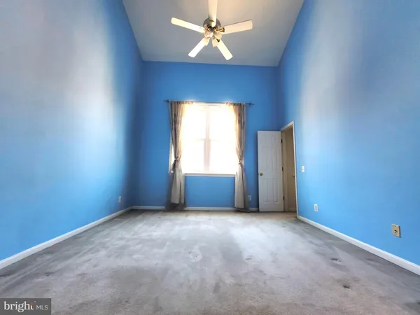 $3,450 | 6012 Ricketts Walk, Alexandria, VA 22312