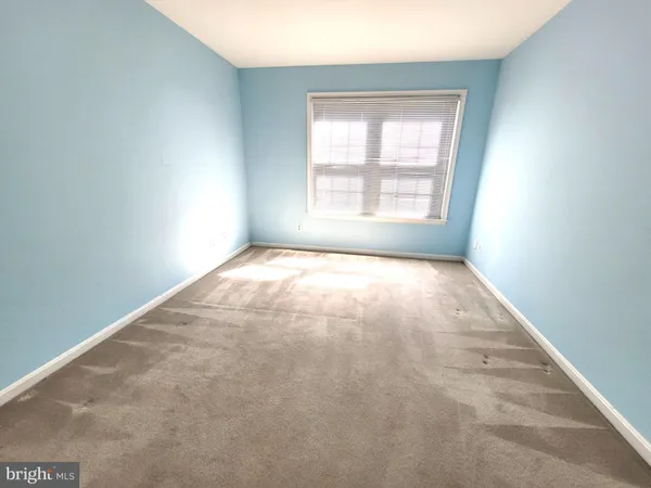 $3,450 | 6012 Ricketts Walk, Alexandria, VA 22312