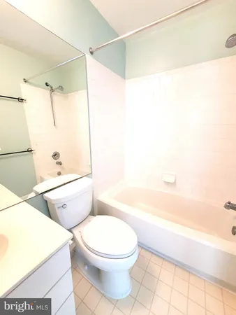 $3,450 | 6012 Ricketts Walk, Alexandria, VA 22312