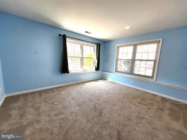 $3,450 | 6012 Ricketts Walk, Alexandria, VA 22312