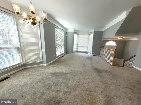 $3,450 | 6012 Ricketts Walk, Alexandria, VA 22312