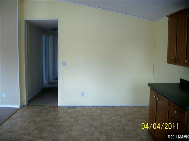 1085 Chisholm Trail Reno, NV 89506 - Photo 5 of 13 a view of an empty room and window