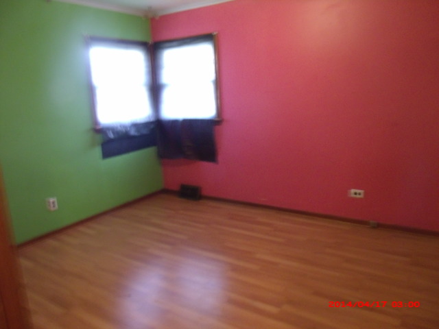 100 Iowa Avenue Addison, IL 60101 - Photo 3 of 16 Gallery Image 3
